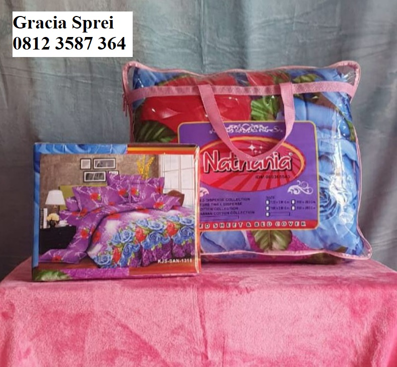 <p>Badcover Set Disperse Ungu Bunga Biru dengan ba
